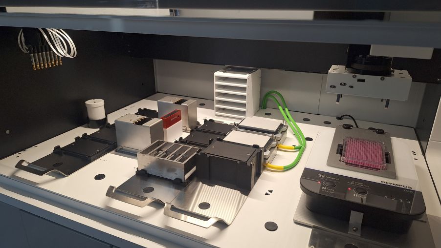 PreComb’s high-throughput automated platform for the screening of 3D microtumors using the Evident CM30 incubation monitoring system.