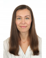 Eliska Macickova is a light microscopy application specialist at the University of Zurich